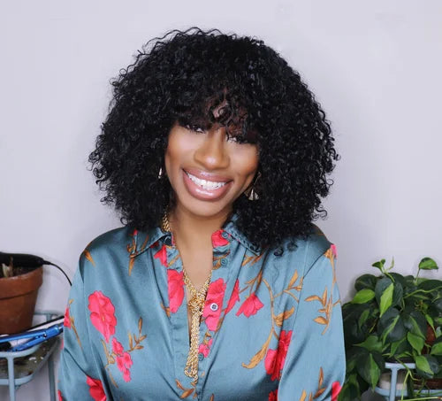 MARSHMALLOW - Cropped Lightweight Curls with Right Side Part